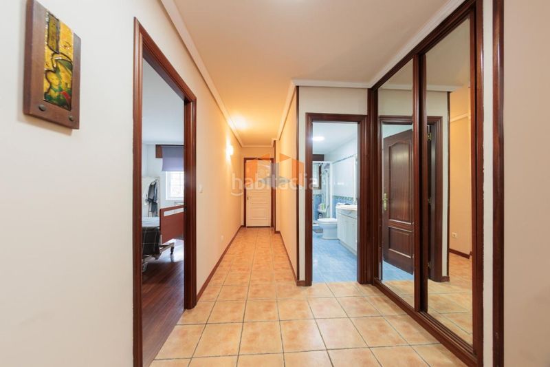 Foto 057a99ef-b984-44e1-8ef5-64699ce578e5. Casa en Lavadores Vigo