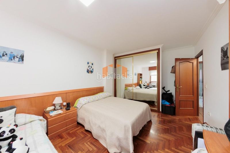 Foto 08fb7fbd-57ff-4e92-b350-99208aae1190. Casa en Lavadores Vigo