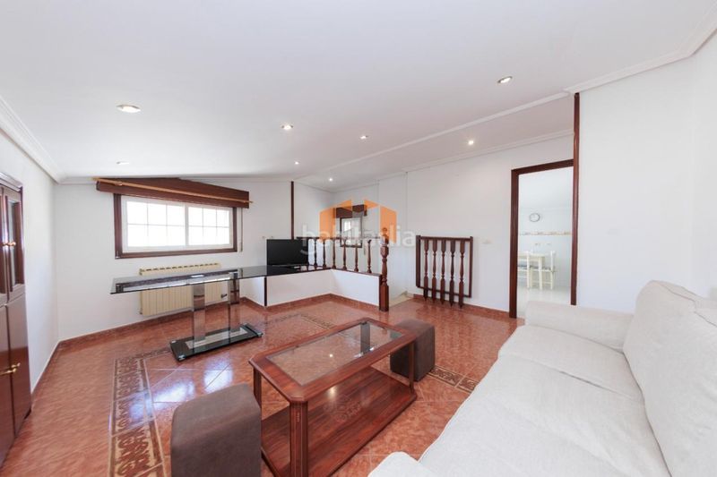 Foto 5e5bdf7b-6777-4a72-bb2e-26a84f11733e. Casa en Lavadores Vigo
