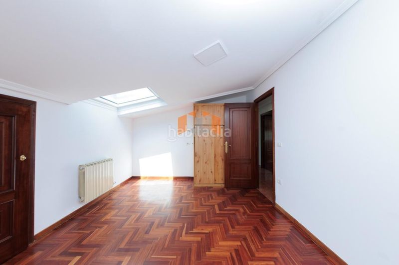 Foto 82c771ad-e492-439d-a03a-9169a9c4032a. Casa en Lavadores Vigo
