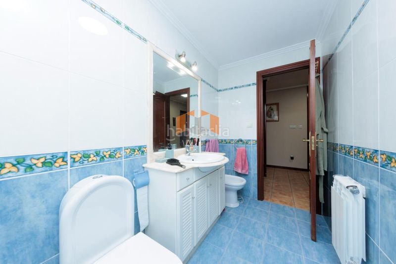 Foto 8dcc8c3e-ed7e-4b97-b882-17e0fd5cbc77. Casa en Lavadores Vigo
