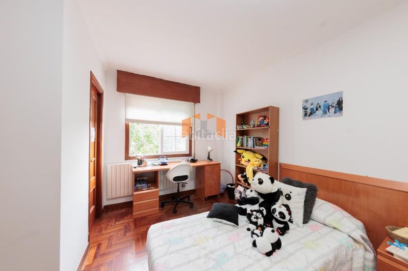 Foto 92a7bd4b-2fe5-4f3f-8546-ea378754b301. Casa en Lavadores Vigo
