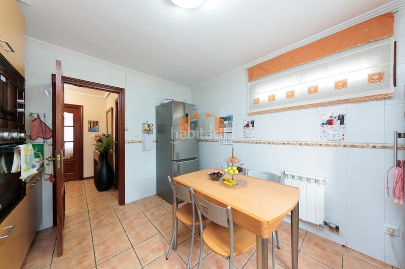Foto a1bb78ae-ee0b-4500-a352-97459d54219b. Casa en Lavadores Vigo