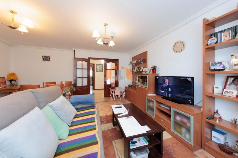 Foto c2aec7e2-2e32-44ec-9491-2140455bd409. Casa en Lavadores Vigo