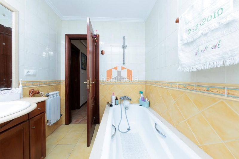 Foto dfe09c54-be5c-4467-9a12-ecc72e8c2587. Casa en Lavadores Vigo