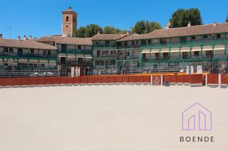 Casa adosada  Calle de los carpinteros. Si buscas una casa barata en chinchon, esta es la tuya