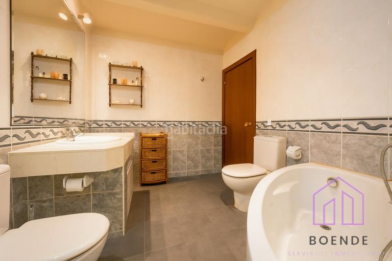 Foto 571d50b2-27b8-4601-9ec8-c838e2e28024. Casa a schiera con camino in Chinchón