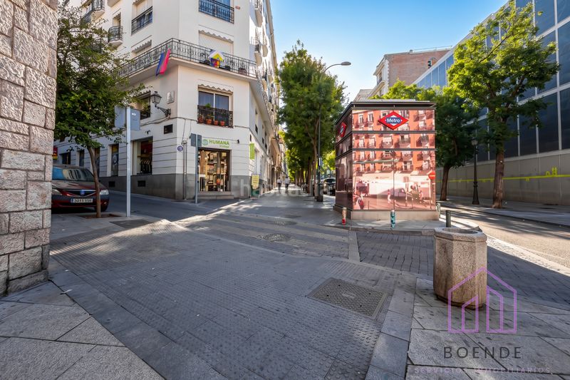 Foto f5a058cb-3188-4f08-a3e0-25fd636f6cc4. Pis amb calefacció a Embajadores-Lavapiés Madrid