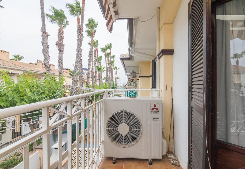 Foto ab9a2875-3df3-48f6-ada3-4446ec3b2999. Casa in Gran Playa Santa Pola