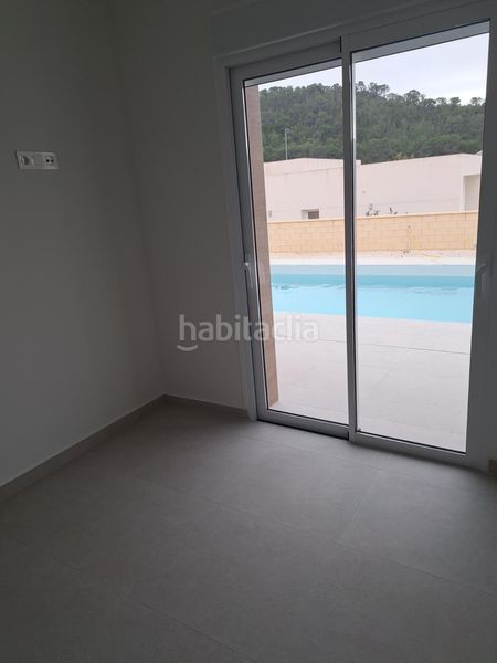 Foto d910d0ff-b424-4bd7-a745-ecc77f19cd53. Xalet amb aparcament piscina a Romana (la)
