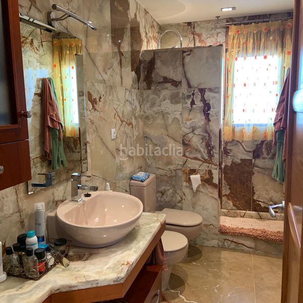Foto 60bee47a-f575-4414-be15-714fe660536e. Xalet amb aparcament piscina a Novelda
