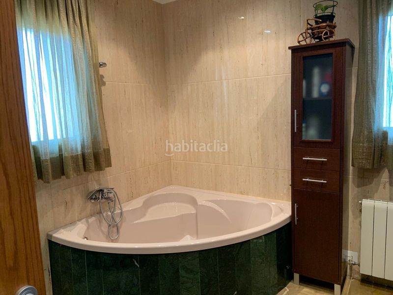 Foto 81ccdb9c-5625-4c81-b60e-e714732dd6d0. Xalet amb aparcament piscina a Novelda