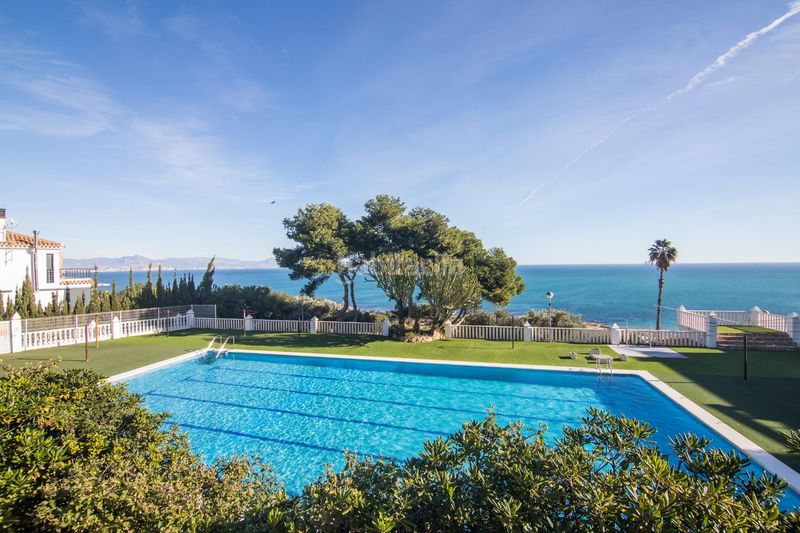 Foto 56febdc2-587e-4e49-b509-11907788a508. Casa amb calefacció aparcament piscina a Gran Vista-Olivo de Oro Santa Pola
