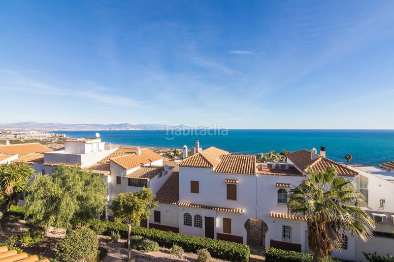 Foto b43751db-59e3-4853-ae77-7f9d103a58ad. Casa amb calefacció aparcament piscina a Gran Vista-Olivo de Oro Santa Pola