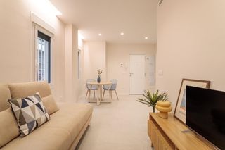 Rent Ground floor in Centro. Exclusiva planta baja en el centro de elche