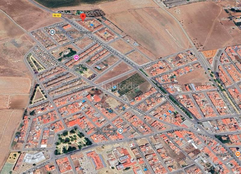 Foto cb93854e-6083-4138-81e5-4d40f4f9b5fa. Maison jumelée dans Guillena pueblo Guillena