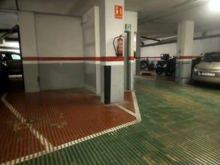 Car parking in El Clot
