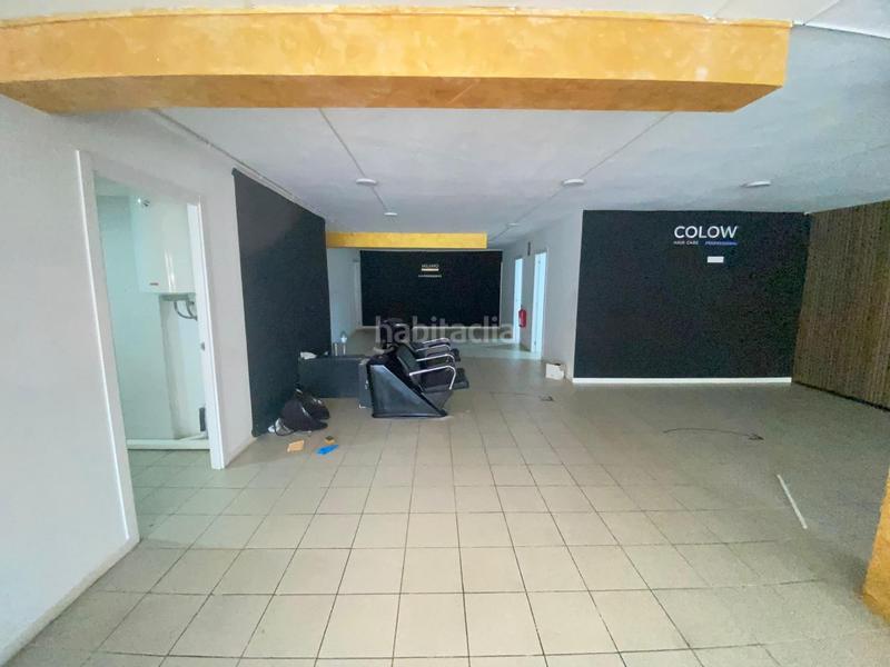 Foto 2a4d28d2-0e42-4ff7-adab-adf7c2f4cf85. Alquiler local comercial en La Guineueta Barcelona