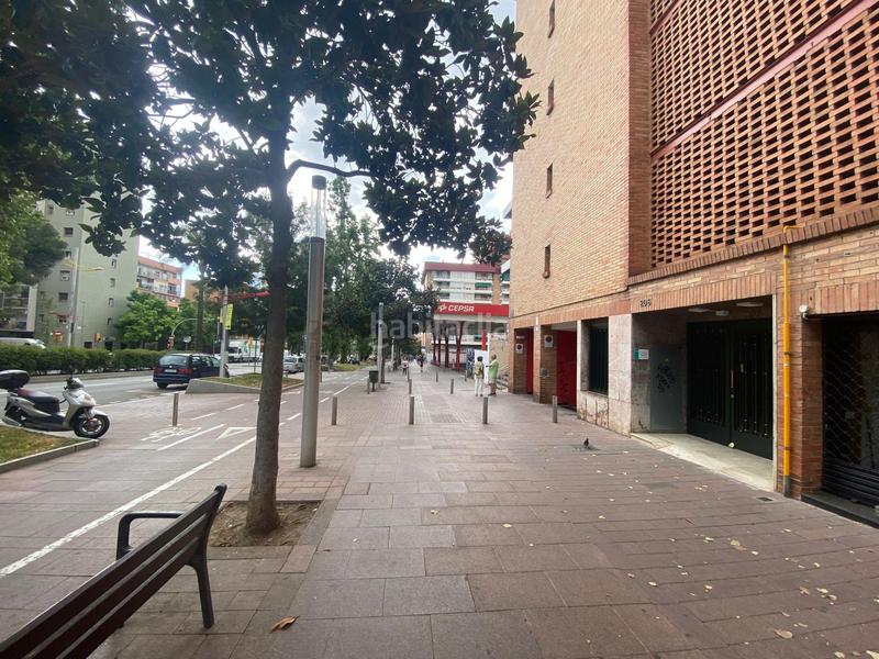 Foto 447f6ff8-03a7-4d67-9fc4-464d5c9c7283. Alquiler local comercial en La Guineueta Barcelona