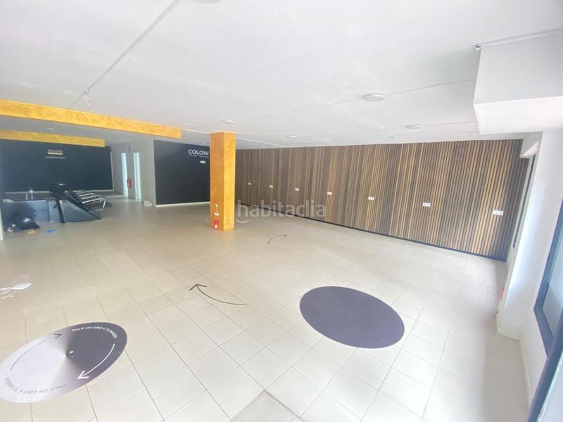 Foto 8db3f02a-258c-4867-afd7-f65cbf6a4dd4. Alquiler local comercial en La Guineueta Barcelona