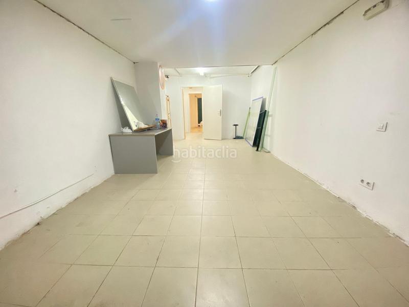 Foto a81d56a3-3fa0-4c66-9309-9b30c637eba3. Alquiler local comercial en La Guineueta Barcelona