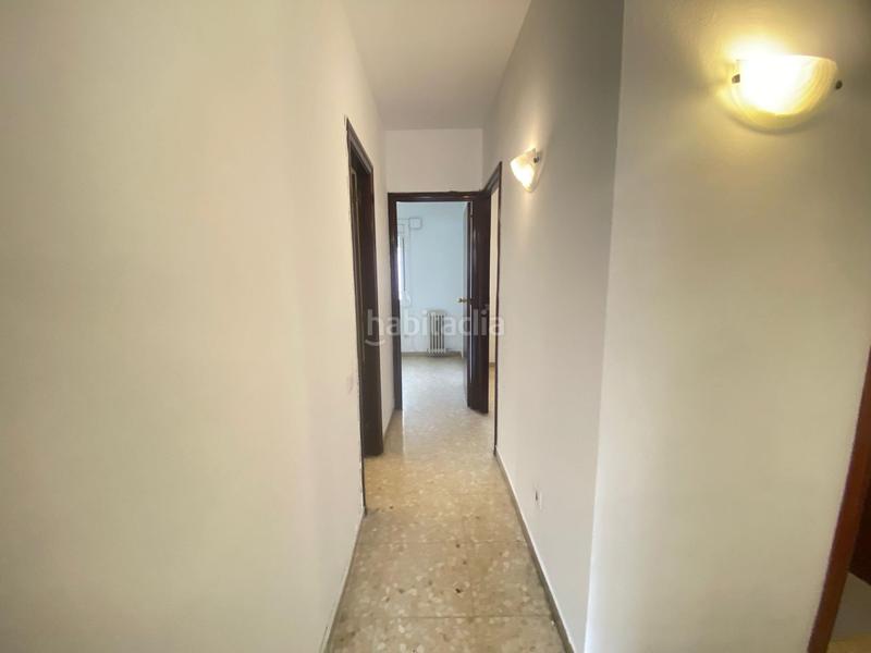 Foto f60142f5-9da6-4a53-9614-efcd6155df62. Location appartement avec parking dans Sagrada Família Barcelona