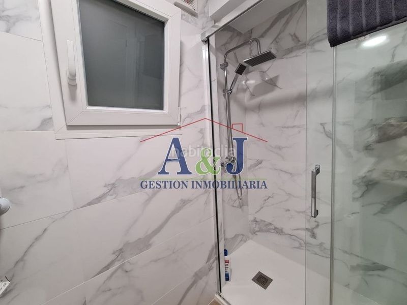 Foto 2ee9b398-f7f4-4801-a658-95303c9bd095. Rent flat with heating in Los Castros Santander