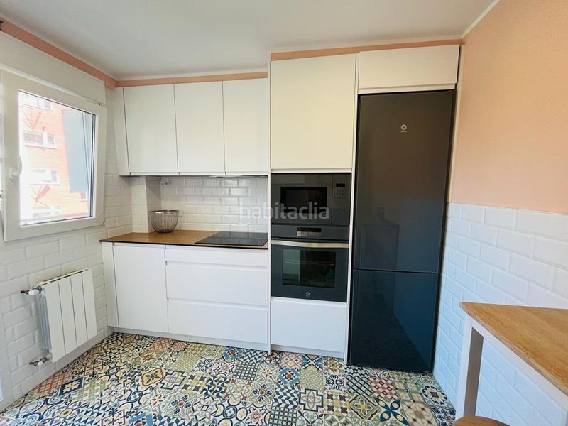 Foto 20fb250c-07b6-4ac2-997a-4fec1b5a3bfc. Rent flat with heating in Los Castros Santander
