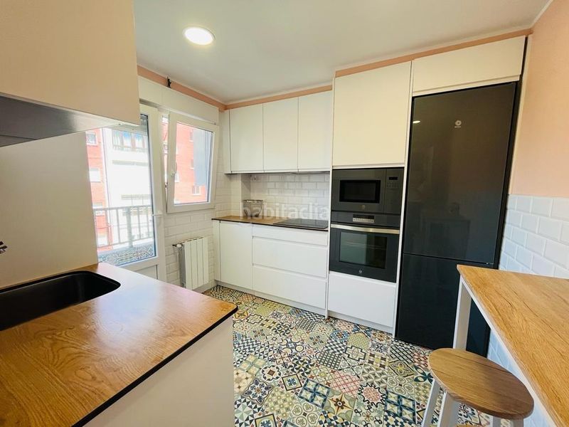 Foto db4a191c-eb79-41b5-a205-744e729b971c. Rent flat with heating in Los Castros Santander