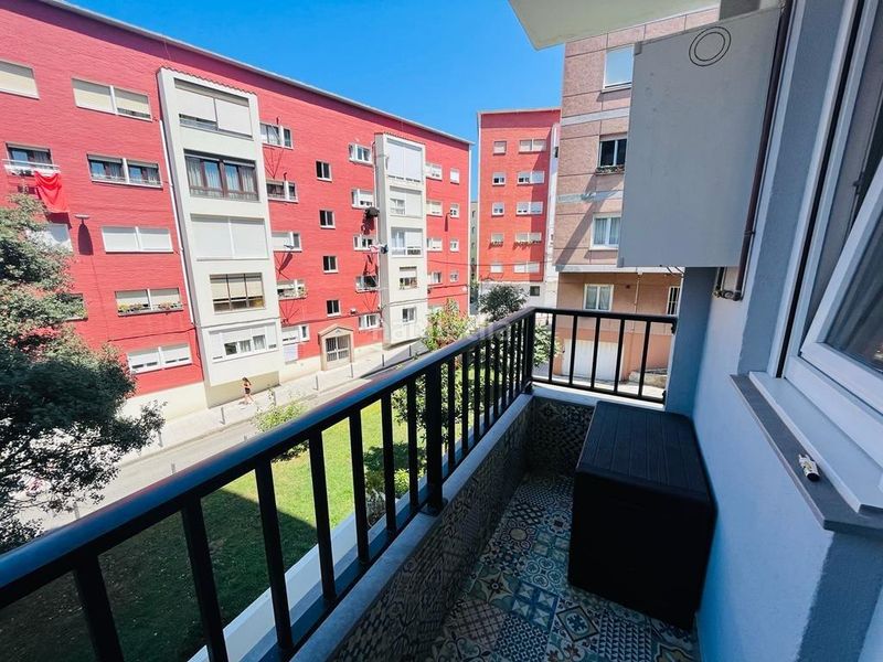 Foto e7632b1a-d0aa-44d8-9619-342ebcbb79e0. Rent flat with heating in Los Castros Santander