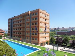 Affitto Appartamento  Calle alfonsina storni. Con piscina y pista de pádel