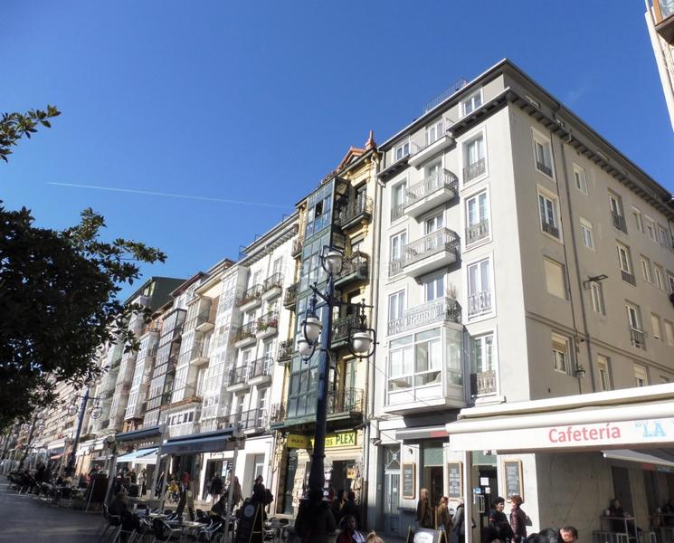 Foto f603940f-7205-445d-8db4-645e350a7ac0. Rent flat with heating in Numancia - San Fernando Santander