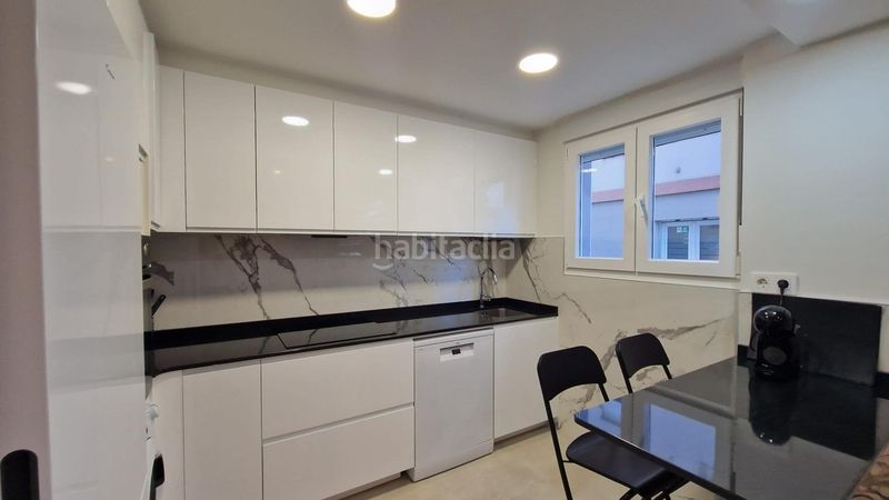 Foto 58f75e1b-774b-476d-bbb9-42dbb0dec9ce. Rent flat in Los Castros Santander
