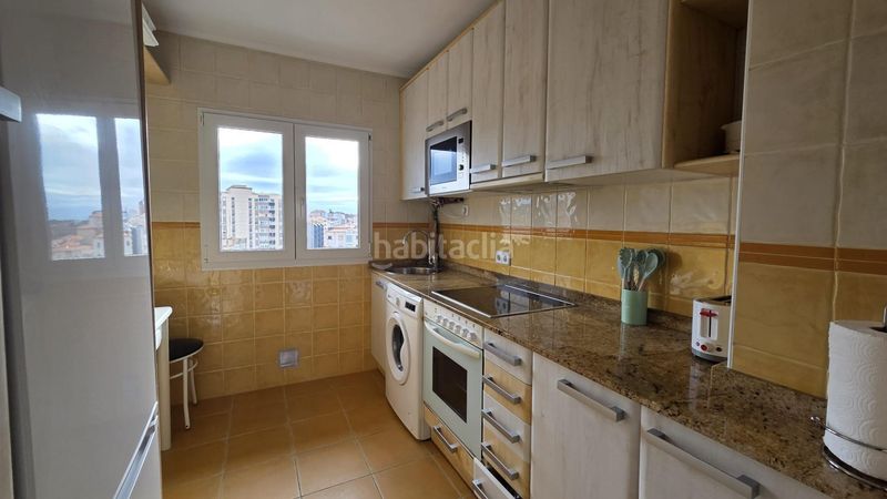 Foto c5bd9c3b-7951-4b97-bbb2-591d598658b8. Lloguer pis amb calefacció a Los Castros Santander