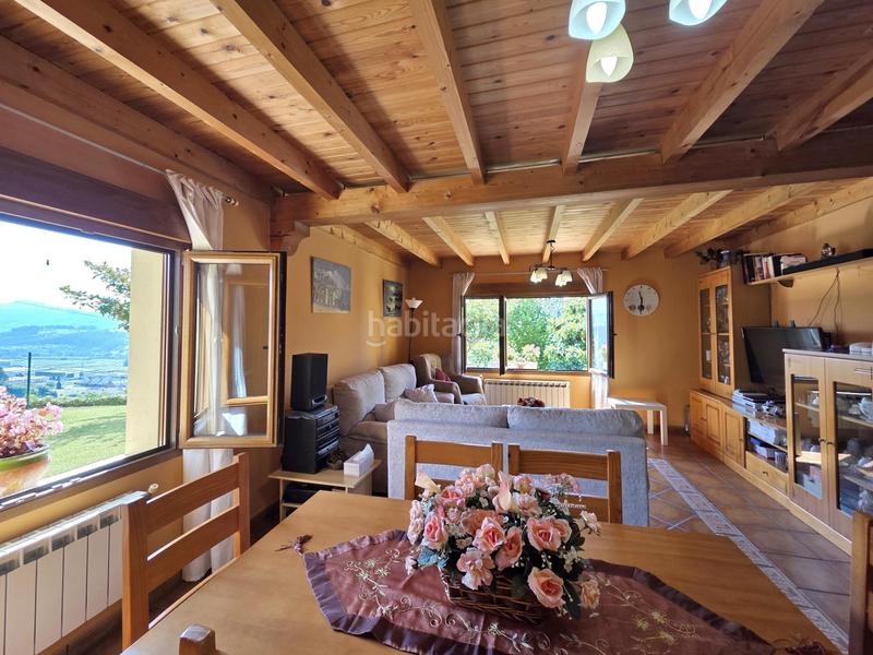 Foto 35f039ea-3ea8-4ff1-82f1-a2b5bbe26558. Chalet tu refugio familiar a 15 minutos de santander en Piélagos