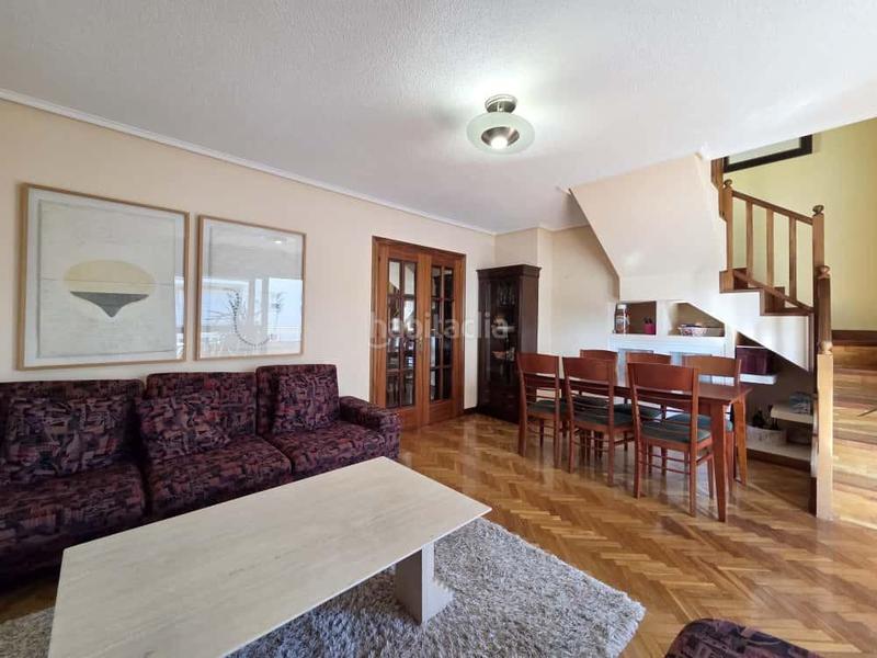 Foto c4df89e5-dee7-454c-a183-7a02d4068d82. Duplex con riscaldamento parcheggio in El Sardinero Santander