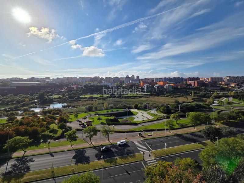 Foto 55b235f7-dfad-4eb4-8e2b-e333950766d6. Lloguer apartament amb calefacció aparcament a La Pereda Santander