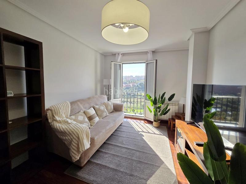 Foto cb2eca36-f14f-4b37-88a4-b99c6f8e325c. Lloguer apartament amb calefacció aparcament a La Pereda Santander