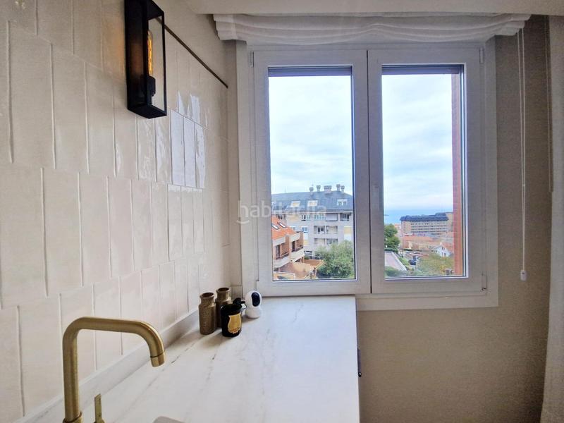 Foto 1c47caf8-f146-4f62-9311-85d51bdf3bf2. Alquiler piso en calle calatayud 7 vistas al mar y acabados de lujo en Santander