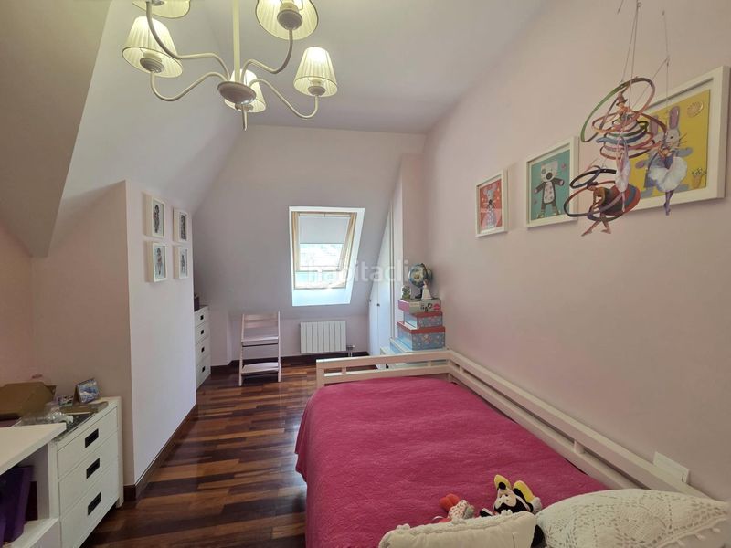 Foto 527fcc8c-98f3-4ecc-862d-91f8829b1c76. Lloguer àtic amb calefacció aparcament a La Pereda Santander