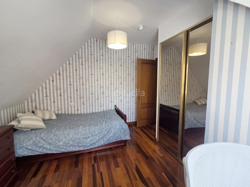 Foto d3802b9b-eb28-47b0-aec5-0d7e6d49a6b2. Lloguer àtic amb calefacció aparcament a La Pereda Santander