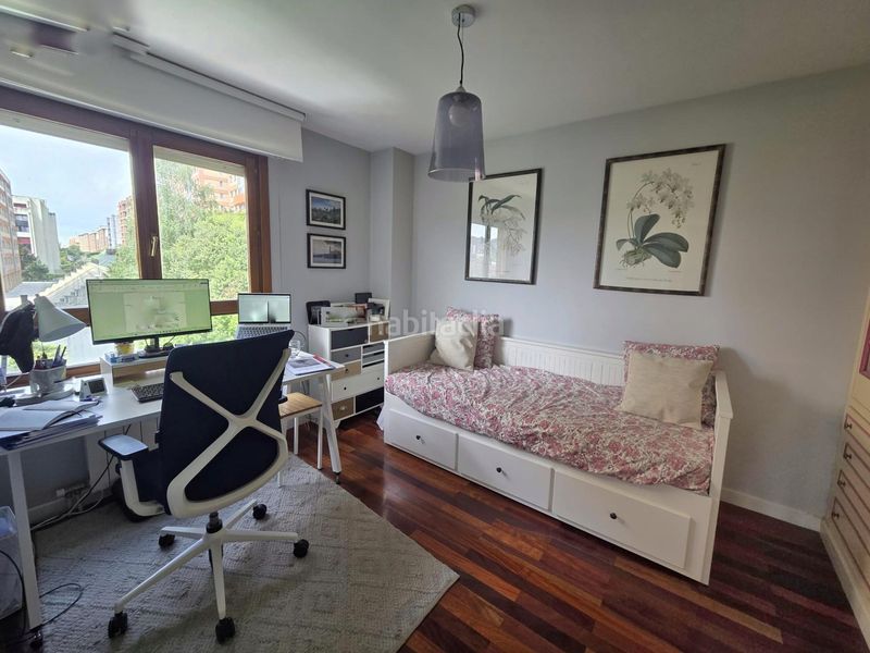 Foto ea95efcf-e183-4a1e-be0c-cd9d61f91b6c. Lloguer àtic amb calefacció aparcament a La Pereda Santander