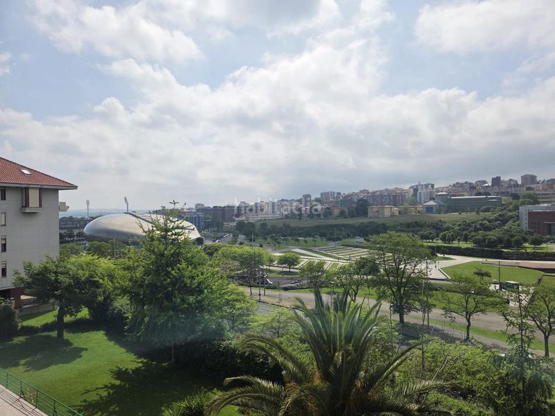 Foto d0b0add8-aa32-48be-86d7-580d6a5a8131. Miete dachwohnung mit heizung parking in La Pereda Santander
