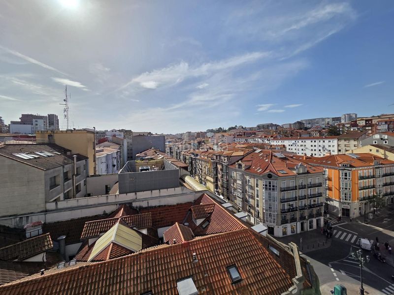 Foto 0ab4ac1c-60a7-4167-8d6b-4c2aa44d23de. Piso en Centro - Ayuntamiento Santander