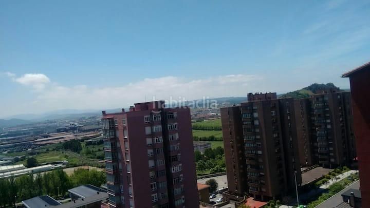 Foto cdf0364e-d796-483a-81a7-e5abe029b572. Lloguer pis a Alisal - San Román Santander