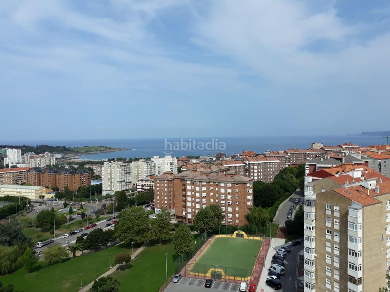 Foto 62ed64c2-1ea1-4184-b1b5-dd1fe057a5c1. Alquiler piso en calle fernando rios 20 vivienda con vistas espectaculares en Santander