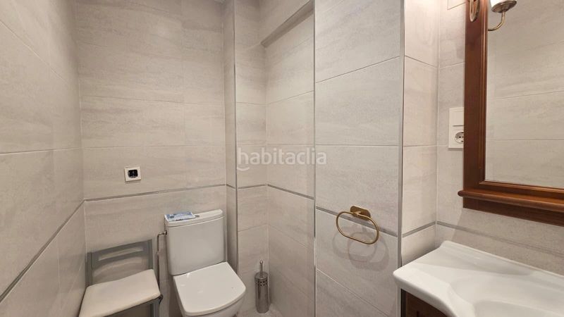 Foto a26605c0-fb99-4da0-831e-033da211a5d8. Alquiler piso en calle fernando rios 20 vivienda con vistas espectaculares en Santander