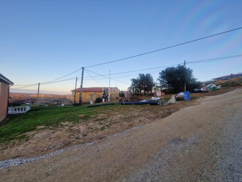 Foto b669907f-3670-4090-9f02-ac6b2587b709. Terreno residenziale in Reocín