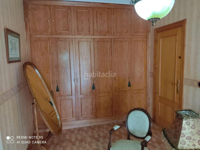 Foto 4bf5b48d-a68b-4924-8c62-1bfc8f04a987. Chalet con riscaldamento parcheggio piscina in Sur Mérida