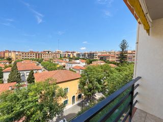 Etagenwohnung in Carrer de pin i soler 3. Piso en el centro de tarragona con terraza, vistas y ascensor